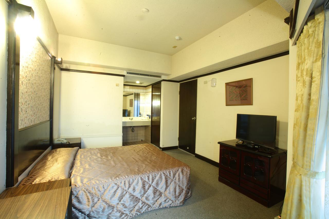 Sun Hotel Taichung Exterior photo